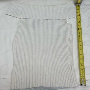 Purchased on VICI. Off-Shoulder White Sweater. SMALL. Non smoking home. NWT
